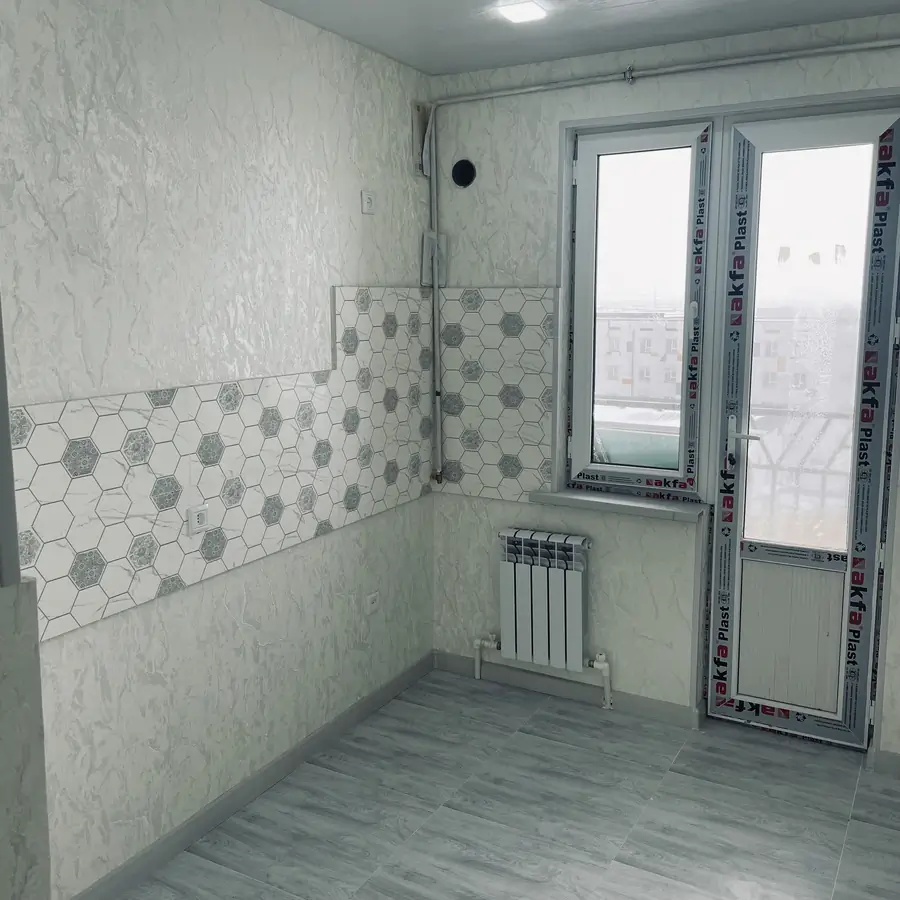 2 xonali kvartira sotiladi − 56 m²