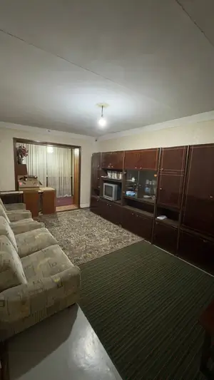 Продается 3-комнатная квартира − 72 м²