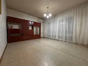 Продается 4-комнатная квартира − 112 м²