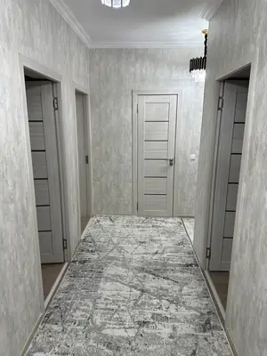 Продается 3-комнатная квартира − 67.8 м²