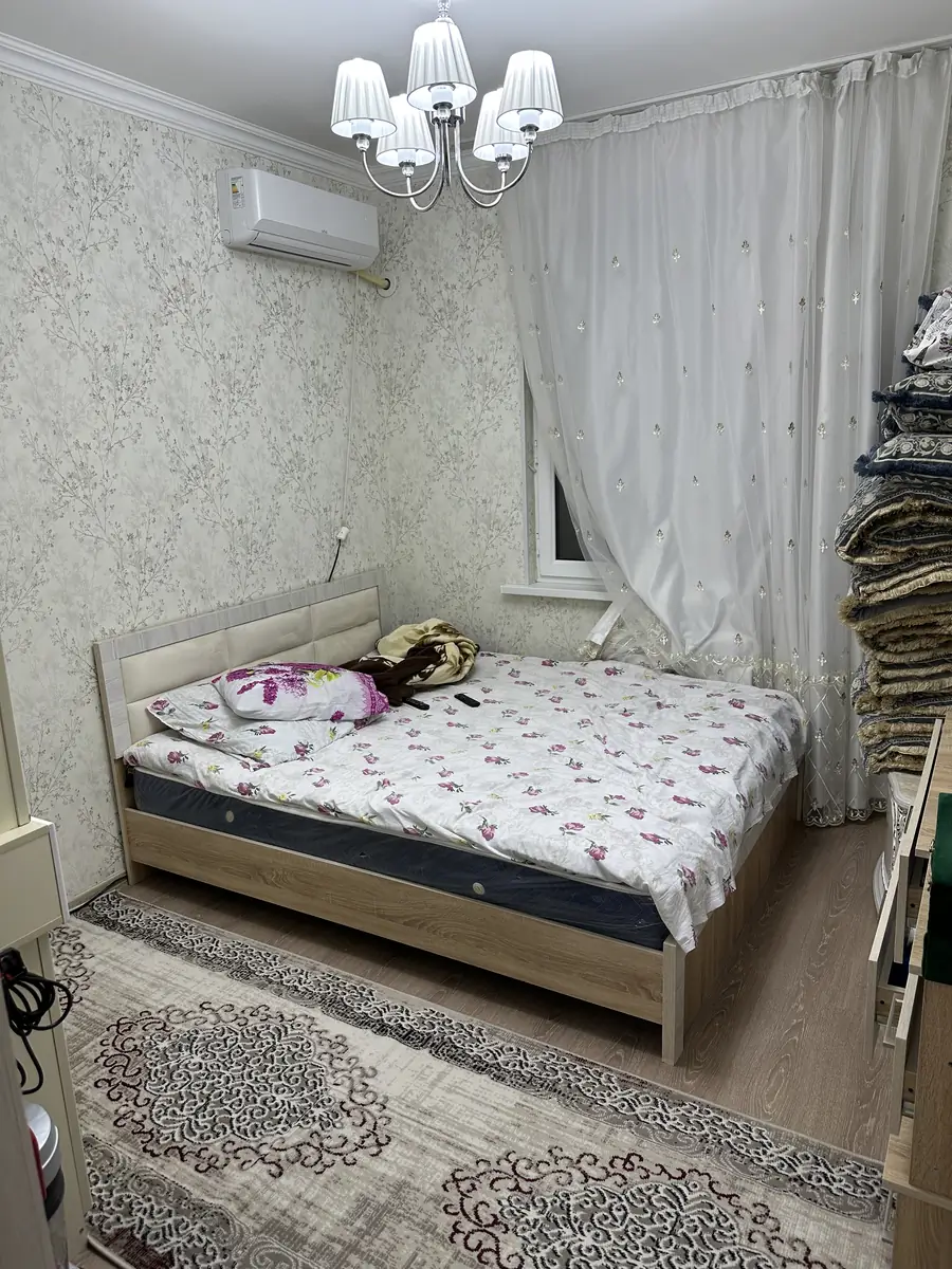 Продается 3-комнатная квартира − 67.8 м²