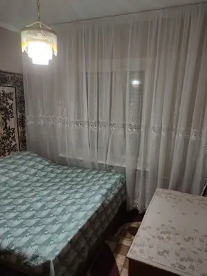 Продается 3-комнатная квартира − 75.4 м²