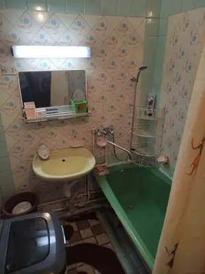 Продается 3-комнатная квартира − 75.4 м²