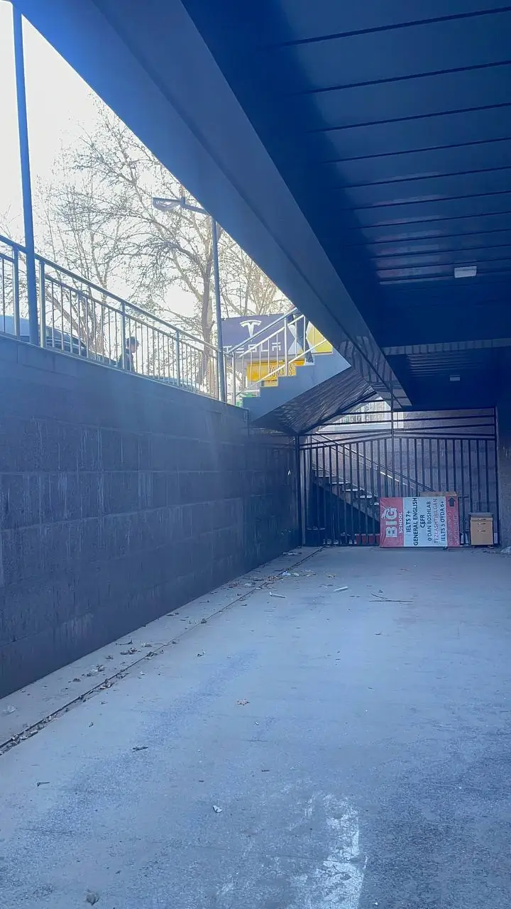 Ijaraga savdo-sotiq maydoni − 131 m²
