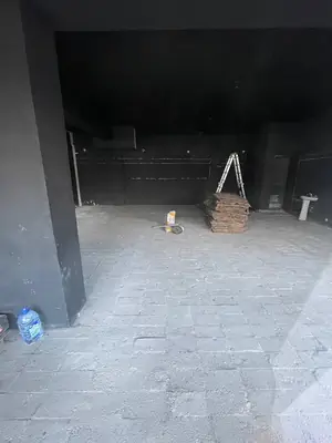 Savdo-sotiq maydoni − 131 m², 0/9 qavat