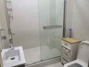 3-комнатная квартира − 140 м², 2/4 этаж