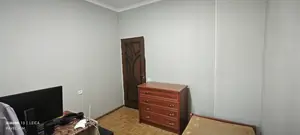 Продается 4-комнатная квартира − 105 м²