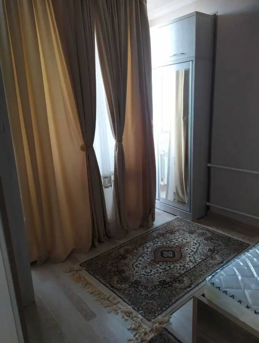 3 xonali kvartira sotiladi − 96 m²