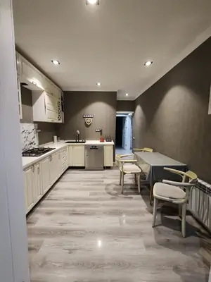Продается 3-комнатная квартира − 75 м²