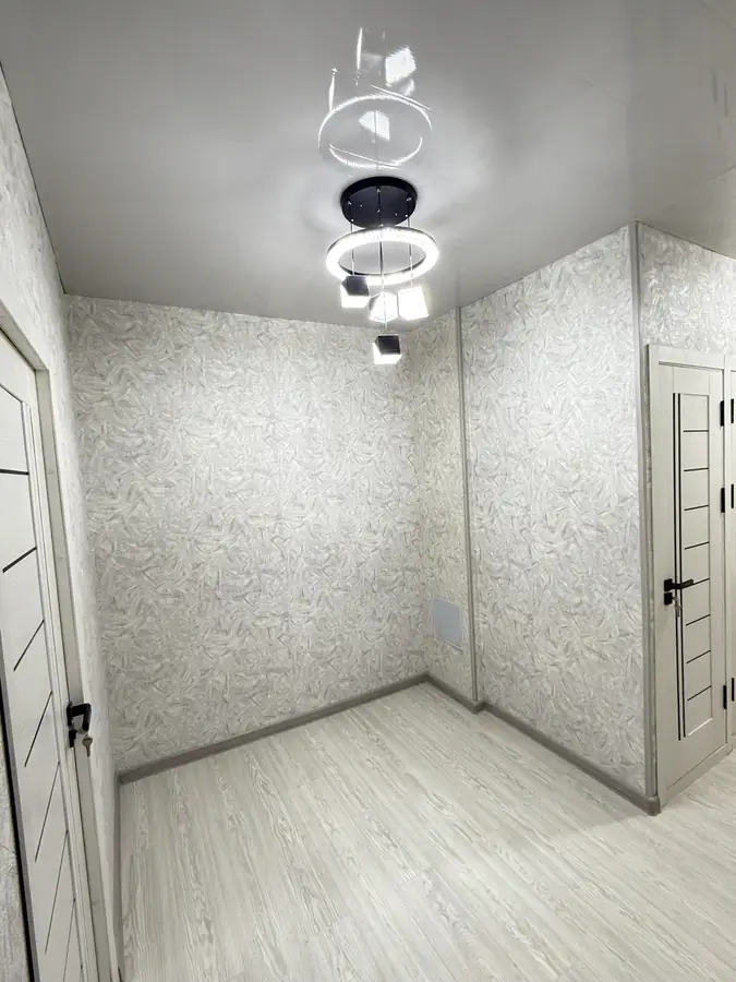 2 xonali kvartira sotiladi − 58 m²