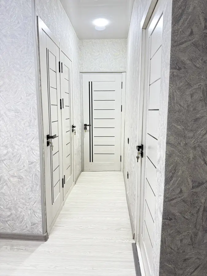 2 xonali kvartira sotiladi − 58 m²
