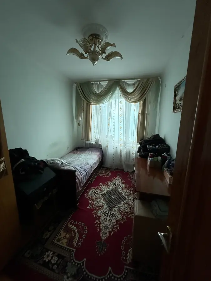 Продается 3-комнатная квартира − 67 м²