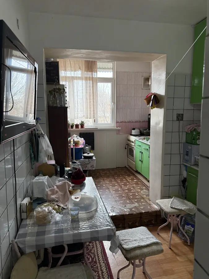 Продается 3-комнатная квартира − 67 м²