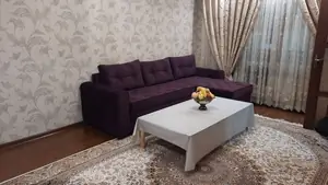 3 xonali kvartira sotiladi − 70 m²