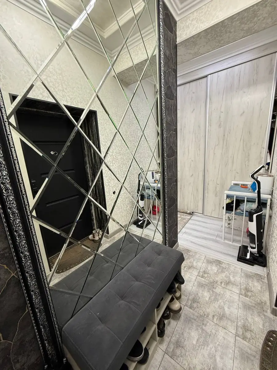 Продается 2-комнатная квартира − 38.8 м²