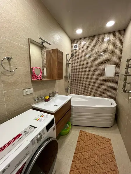 3 xonali kvartira − 82 m², 2/9 qavat
