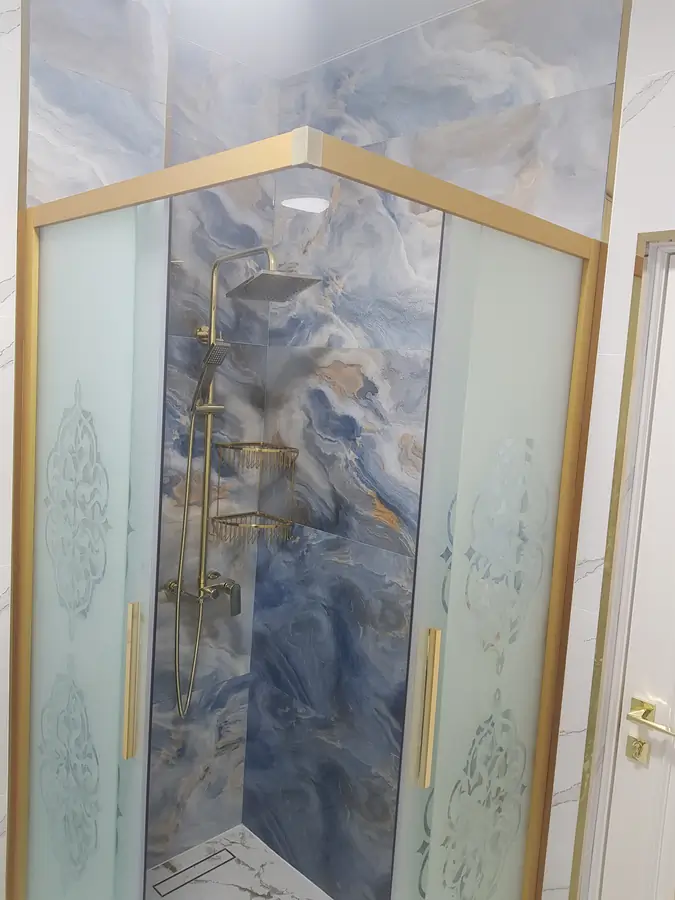 Продается 2-комнатная квартира − 60 м²