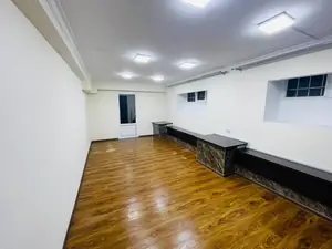 Ijaraga ofis − 91 m²