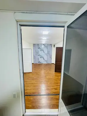 Ijaraga ofis − 91 m²