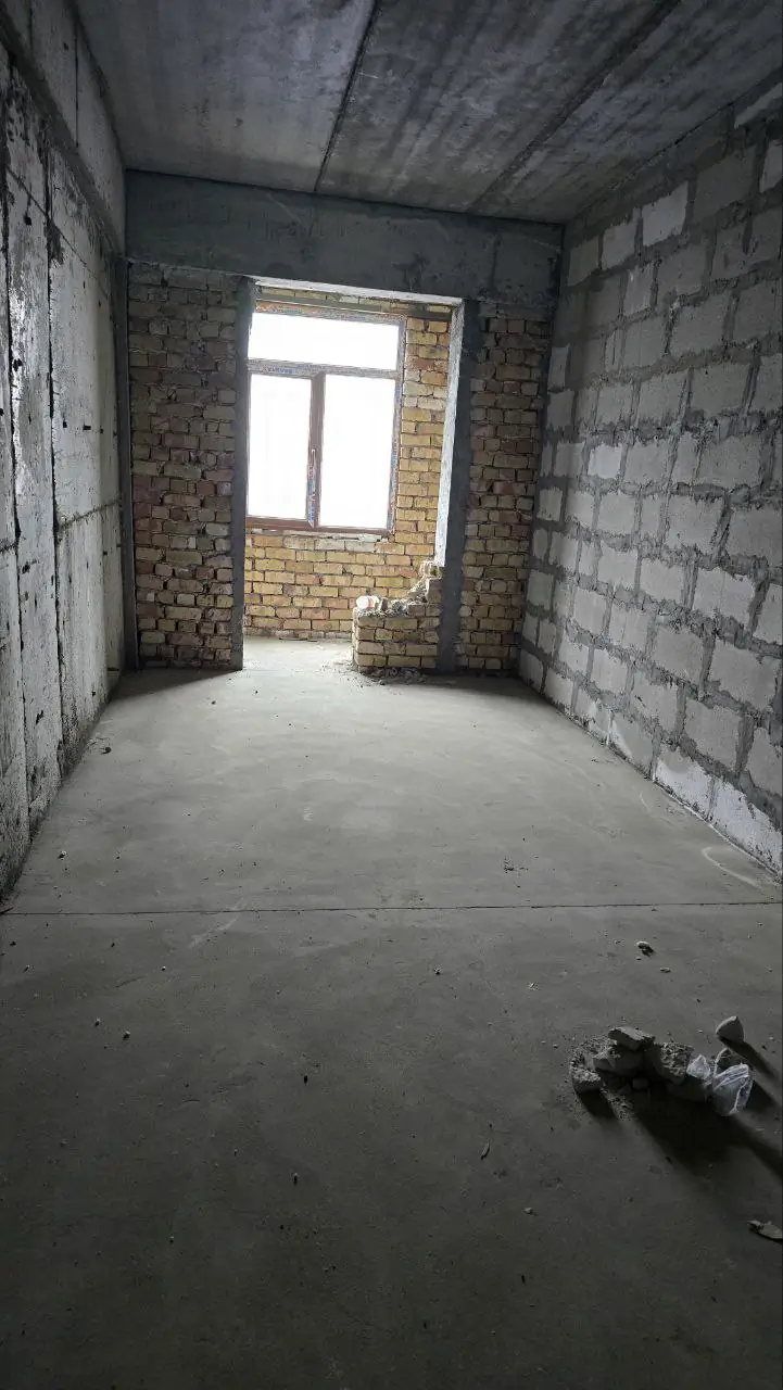 3-комнатная квартира − 100 м², 9/10 этаж