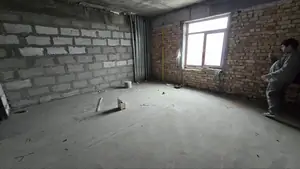 Продается 3-комнатная квартира − 100 м²