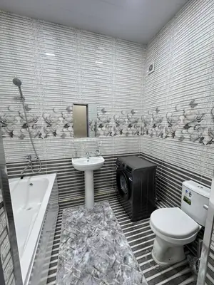 Продается 3-комнатная квартира − 74 м²