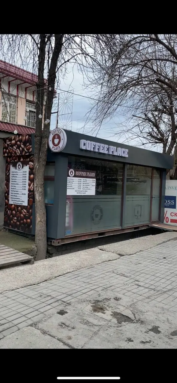 Сдается торговое помещение − 15 м²