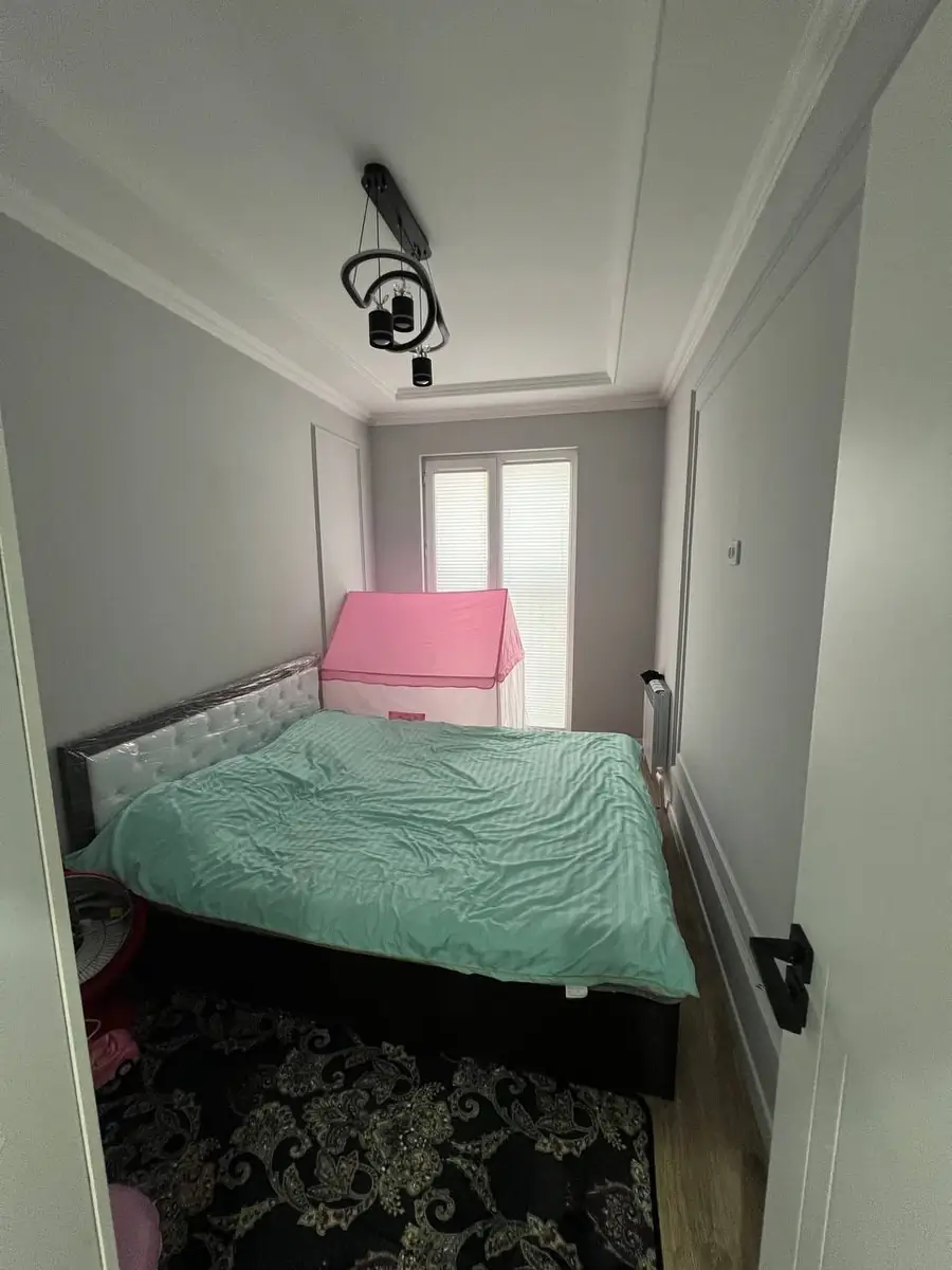 Продается 2-комнатная квартира − 48.5 м²