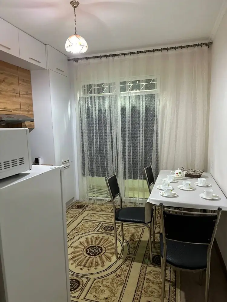 2 xonali kvartira − 40 m², 1/9 qavat