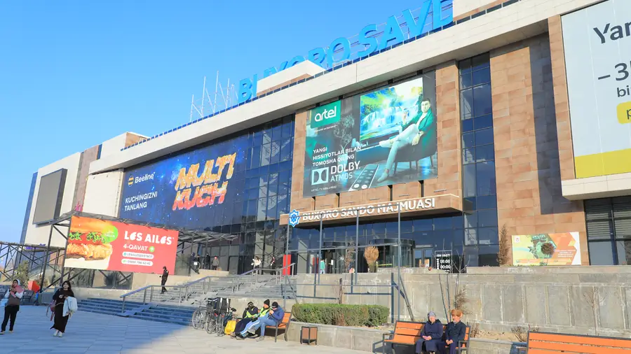 Savdo-sotiq maydoni − 4000 m², 1/4 qavat