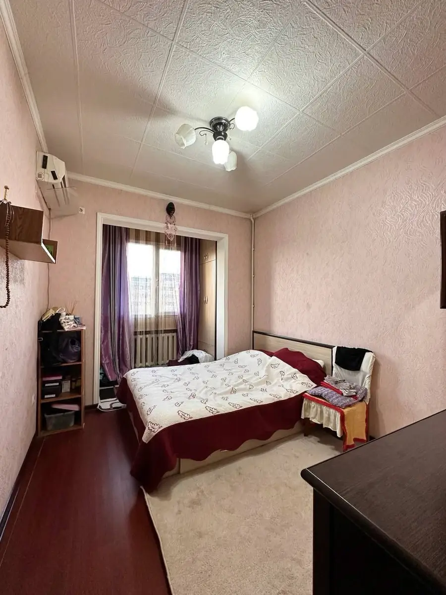 Продается 3-комнатная квартира − 75 м²