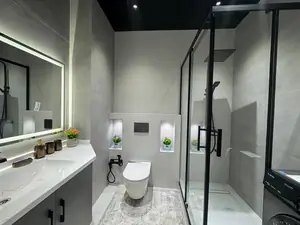 Продается 1-комнатная квартира − 43 м²