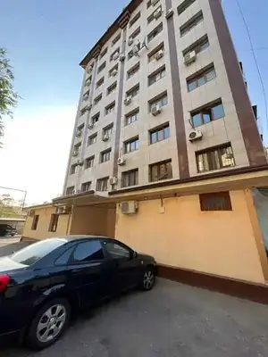 Продается 3-комнатная квартира − 81.2 м²
