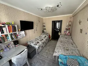 Продается 3-комнатная квартира − 81.2 м²