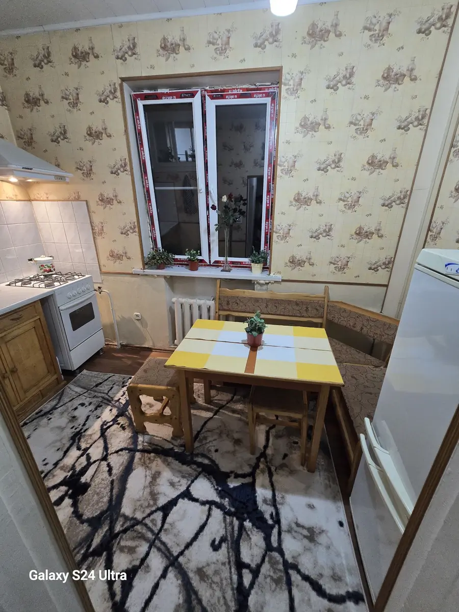 Продается 2-комнатная квартира − 54 м²