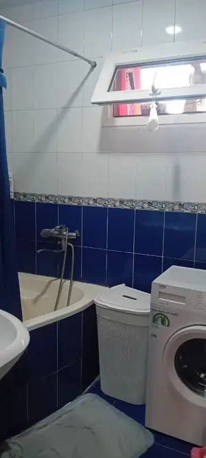 Продается 2-комнатная квартира − 60 м²