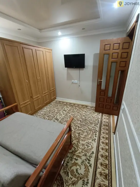 Продается 1-комнатная квартира − 27 м²