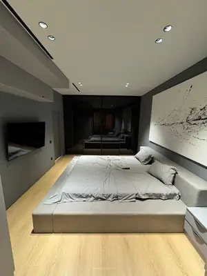 2 xonali kvartira sotiladi − 105 m²