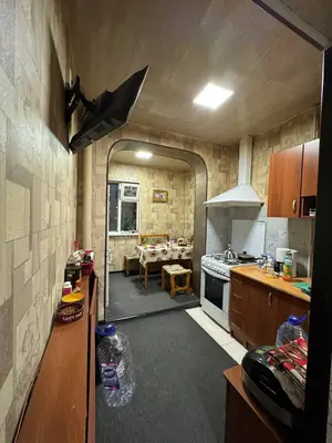 2 xonali kvartira sotiladi − 60 m²
