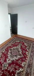 Продается 4-комнатная квартира − 80 м²