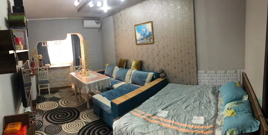 Продается 2-комнатная квартира − 48 м²
