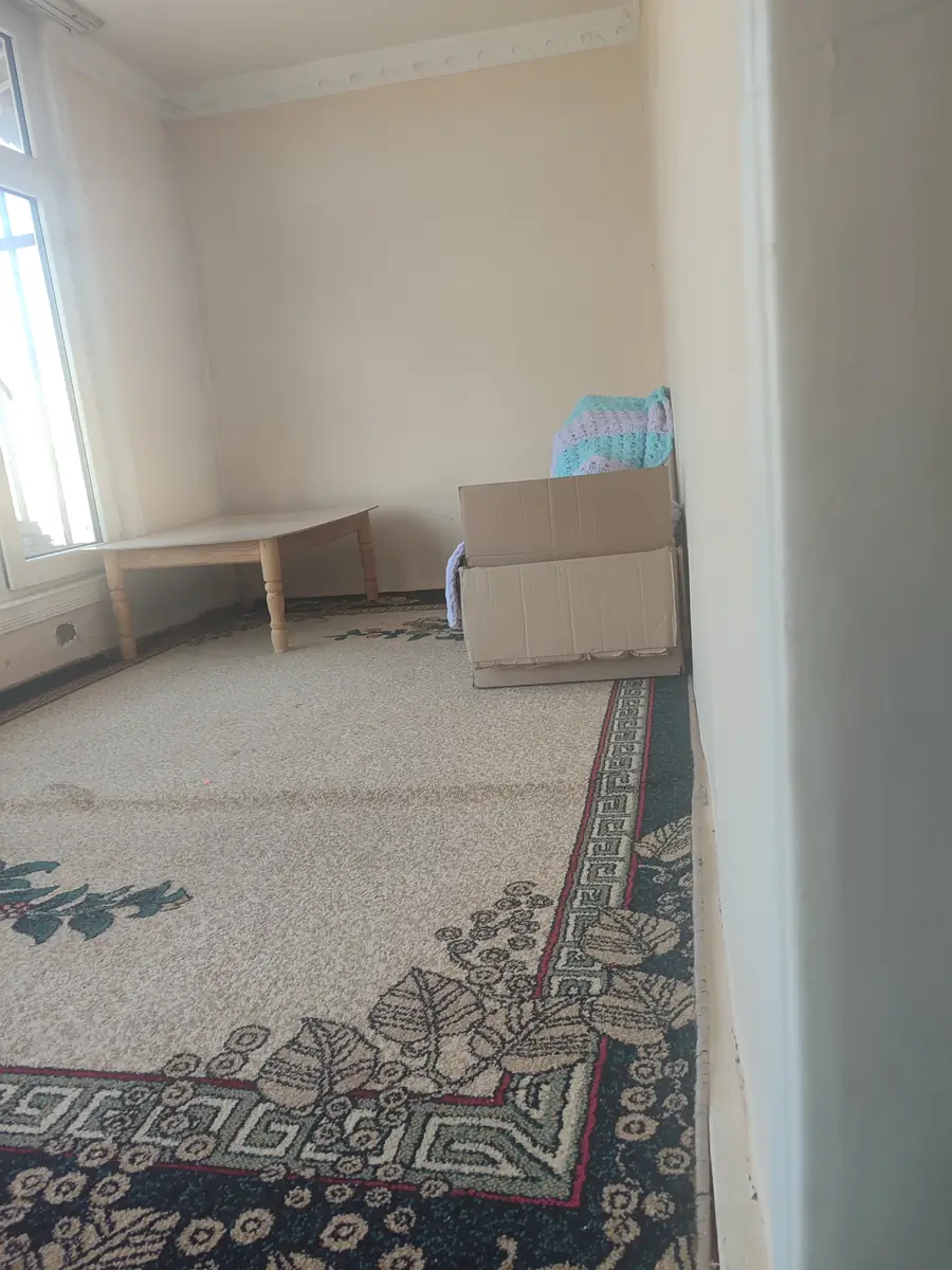 1 xonali kvartira sotiladi − 42 m²