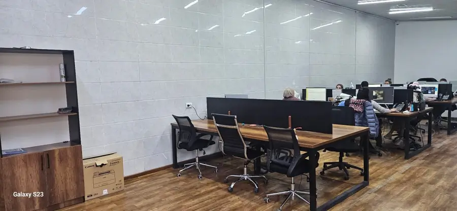 Ijaraga ombor − 2195 m²