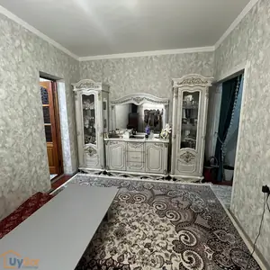 Продается 2-комнатная квартира − 33 м²