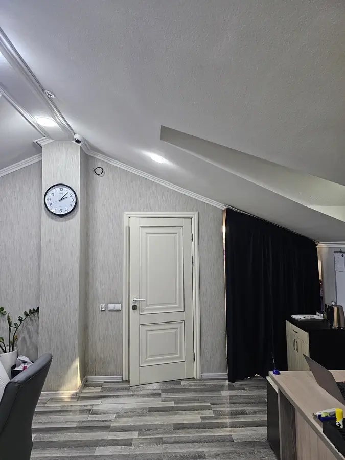 Сдается офис − 210 м²
