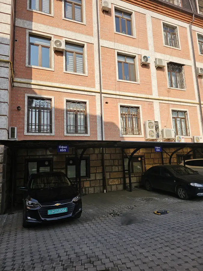 Сдается офис − 210 м²
