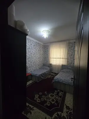 Продается 4-комнатная квартира − 105 м²