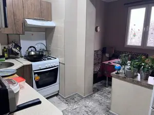 Продается 1-комнатная квартира − 43 м²