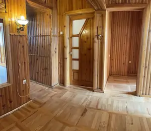 Продается 4-комнатная квартира − 97 м²