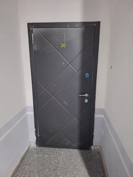 Более 5-комнатная квартира − 110 м², 6/10 этаж